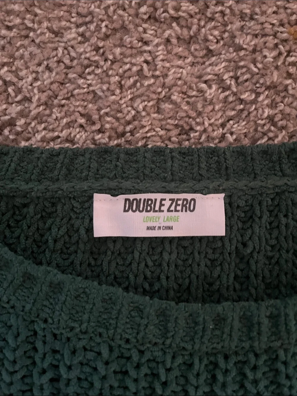 Cozy Dark Green Chunky Crewneck Sweater - Picture 4 of 4